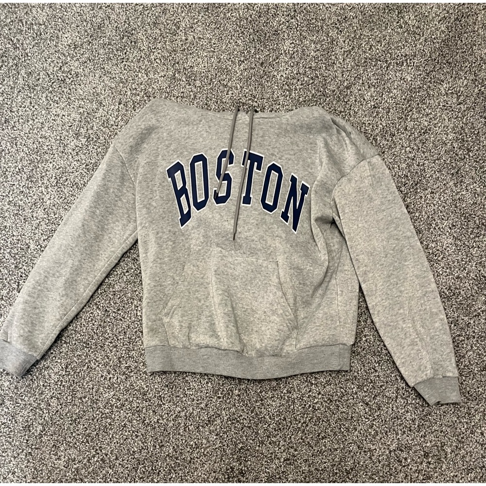 Boston sweater
